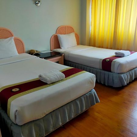 Thumrin Hotel Trang Bilik gambar